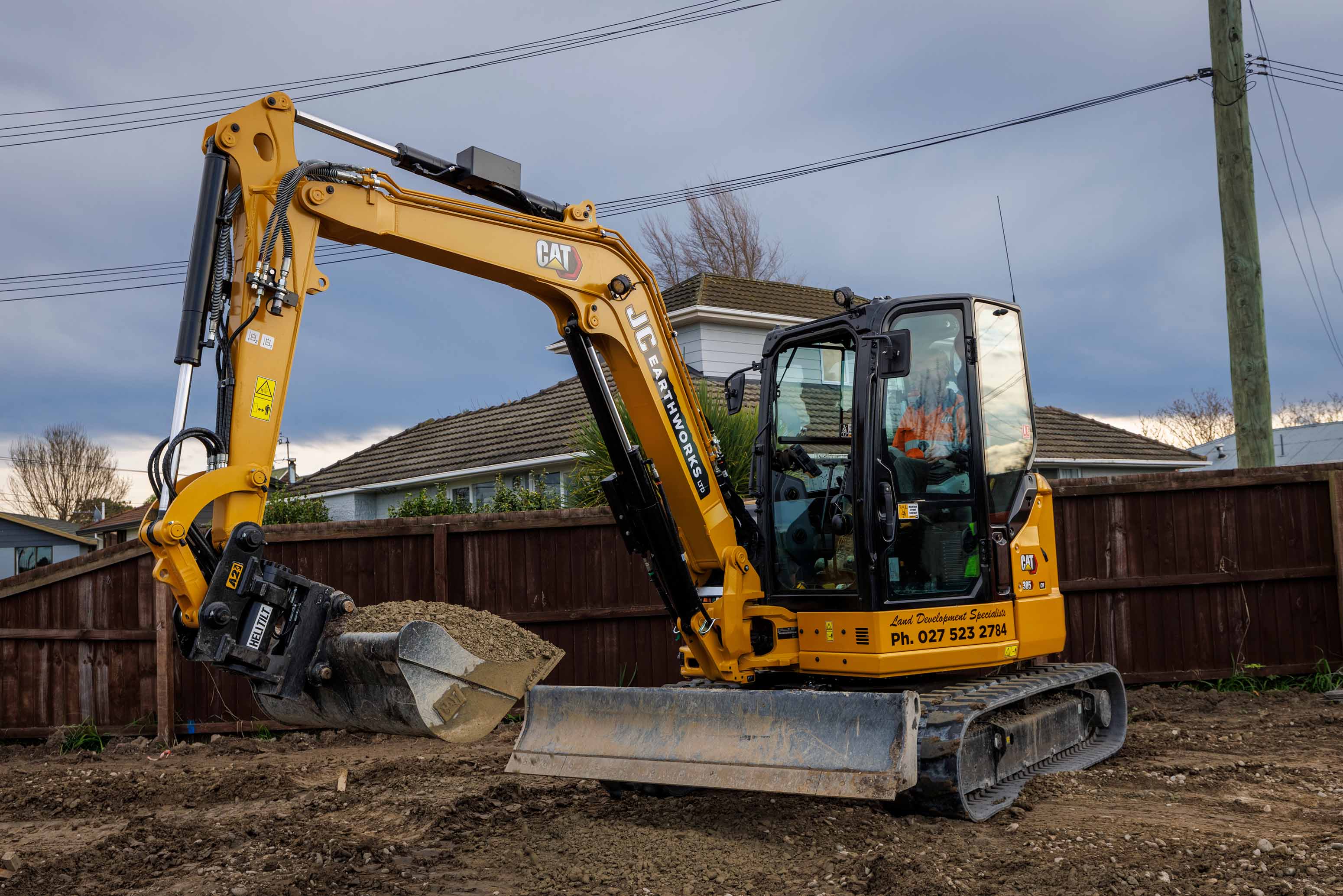 JC Earthworks 305 CR Excavator