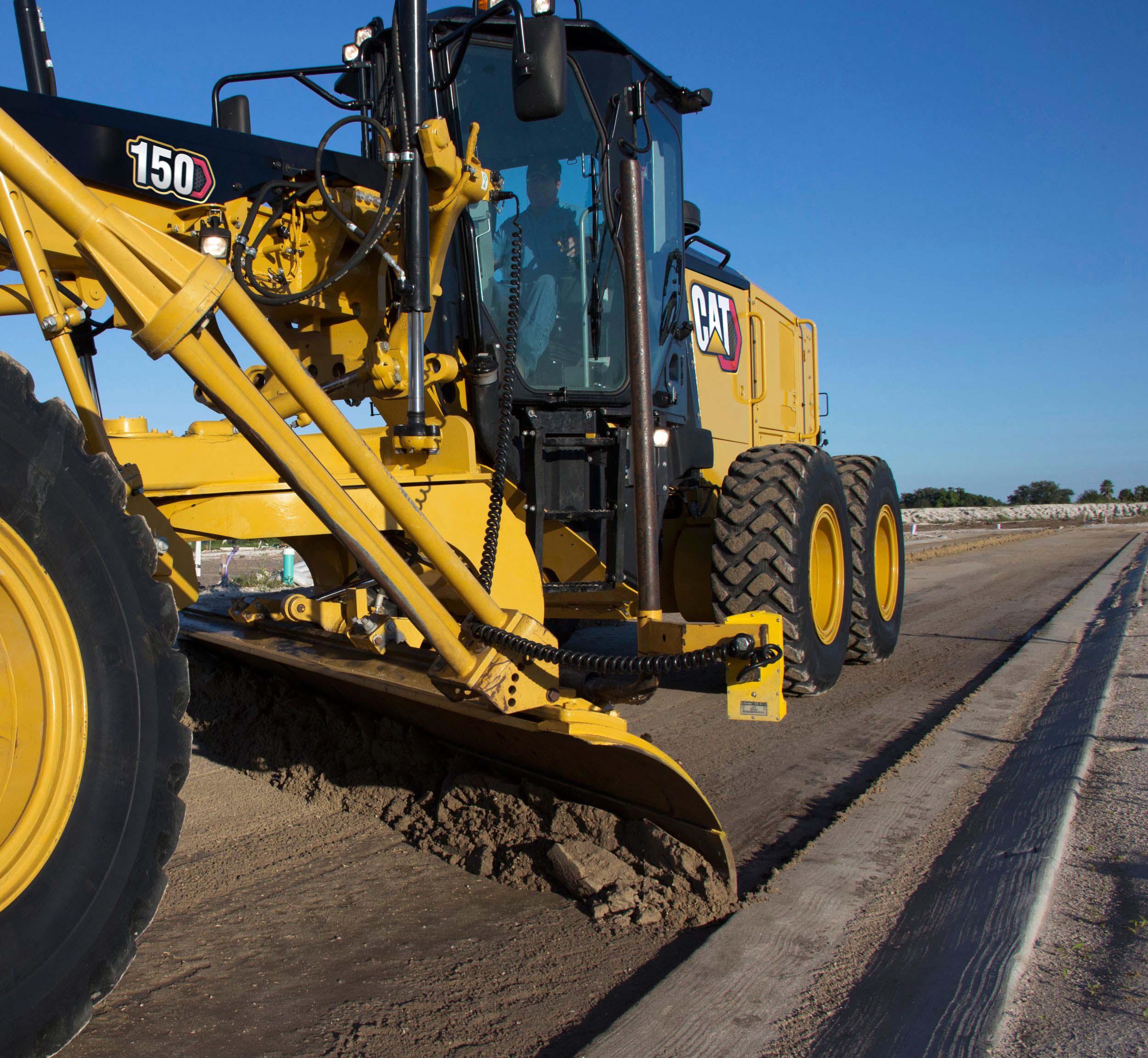 Cat 150 Motor Grader