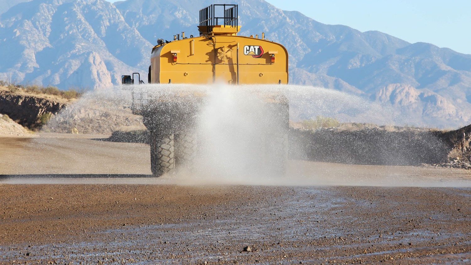 Water Truck 777