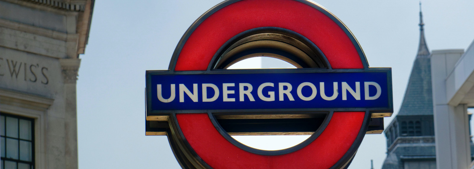 Image of a London Underground sign