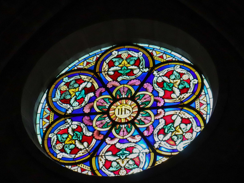 Image of a circular stained glass window