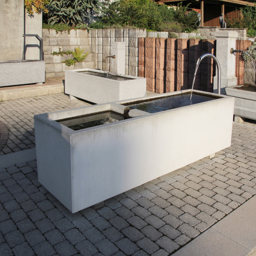 BAUERNHOF Brunnentröge CREABETON BAUSTOFF AG