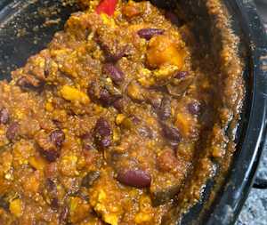 ground tofu, sweet potato, red kidney bean chili