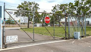 Cantilever Gates — No Track, No Limits, No Compromise