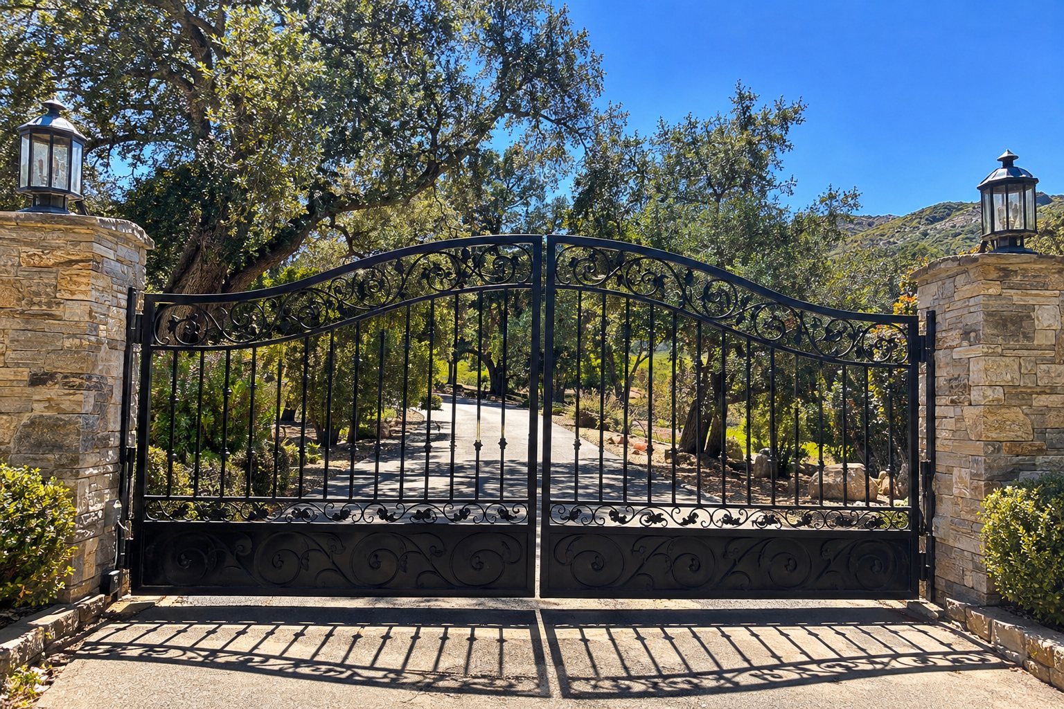 The Best Material for a Driveway Gate in the Sacramento Climate
