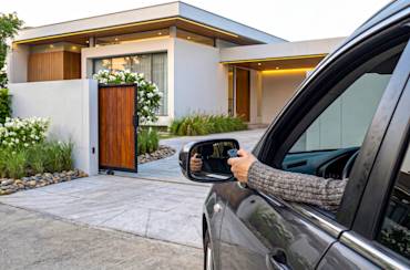 Automatic Gates — Security Meets Effortless Convenience