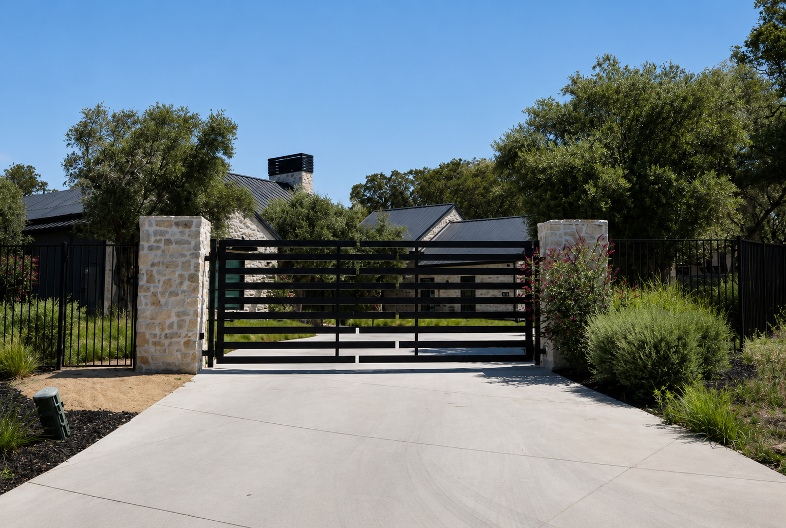 Custom Uphill Dual Swing Gate & Smart Access Control