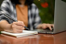 10 Questions To Ask a Financial Advisor at 30