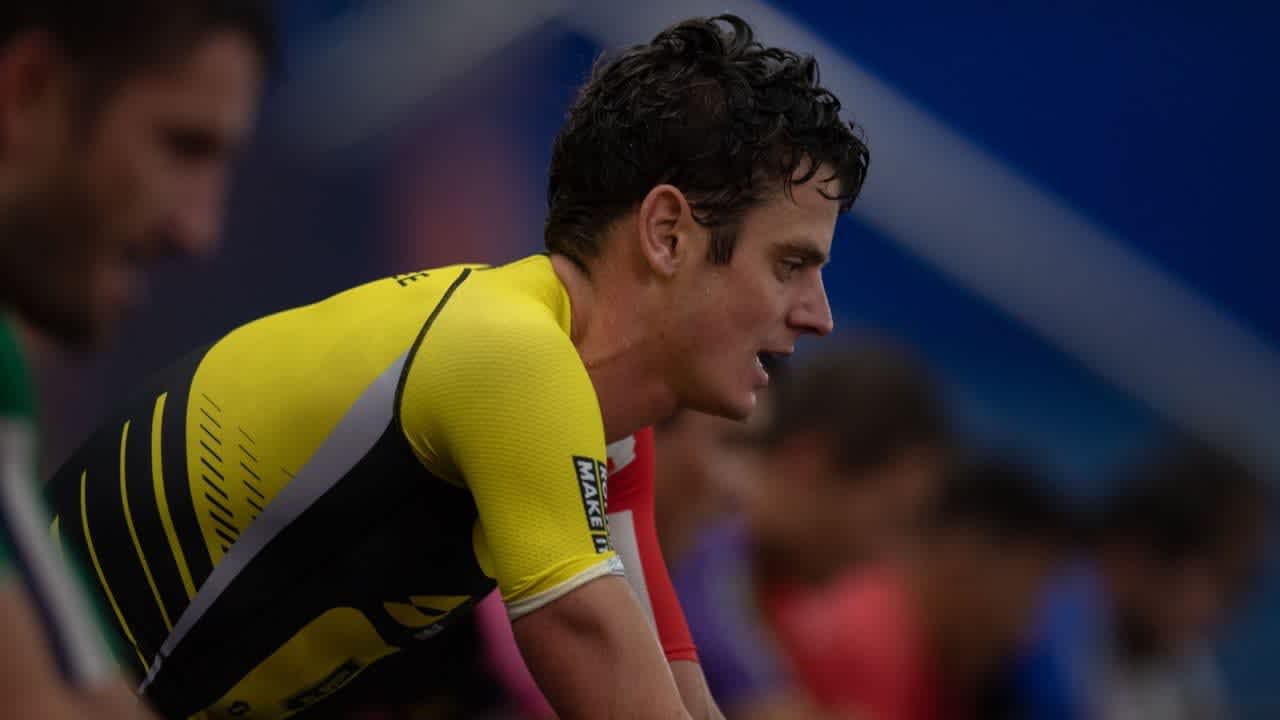 Jonny Brownlee competing at Supertri E 2020