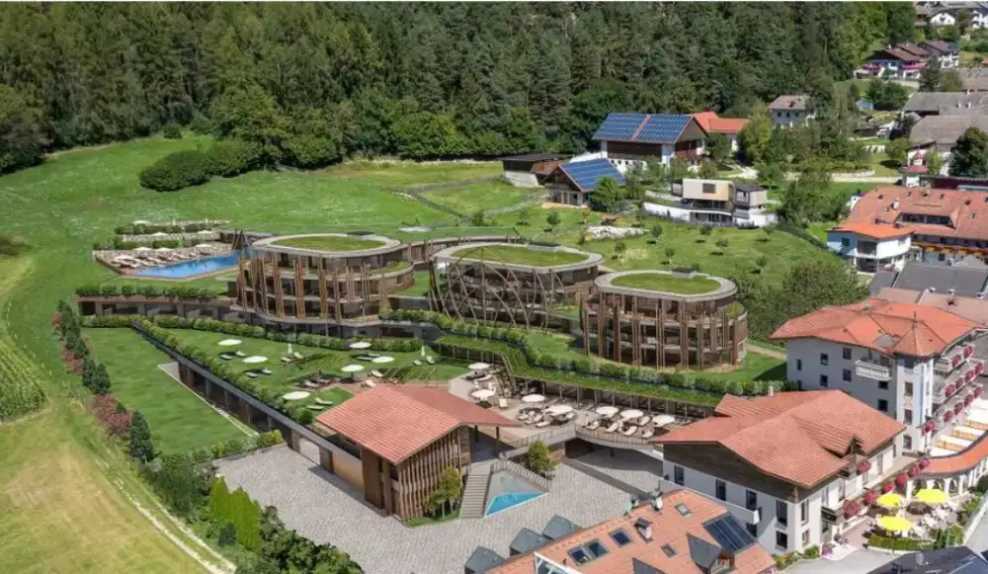 Flat green roof