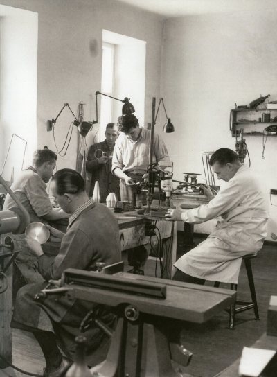 1950s Workshop with Carl Auböck II Hard At Work