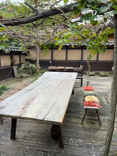 Outdoor dining space at Takyo Abeke