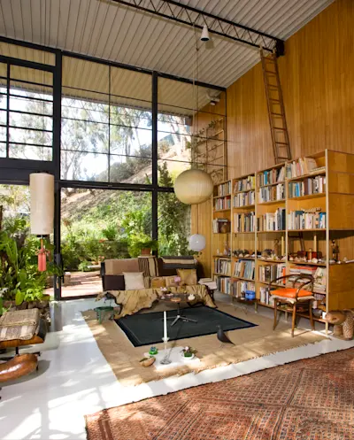 3 A - Eames House Interior