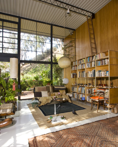 3 A - Eames House Interior