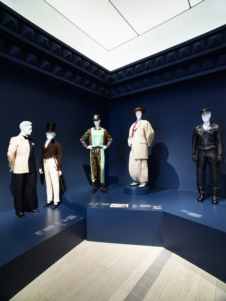 LACMA 1R