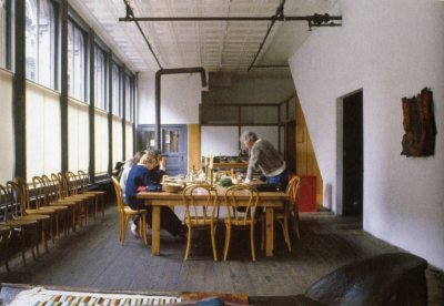 Donald Judd with Annemarie Verna, Ellie Meyer, and Gianfranco Verna. Photo 1984.