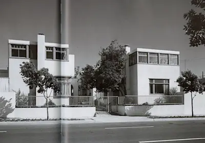 Horatio West Court Apartments in Santa Monica. Courtesy of Gibbs Smith Books
