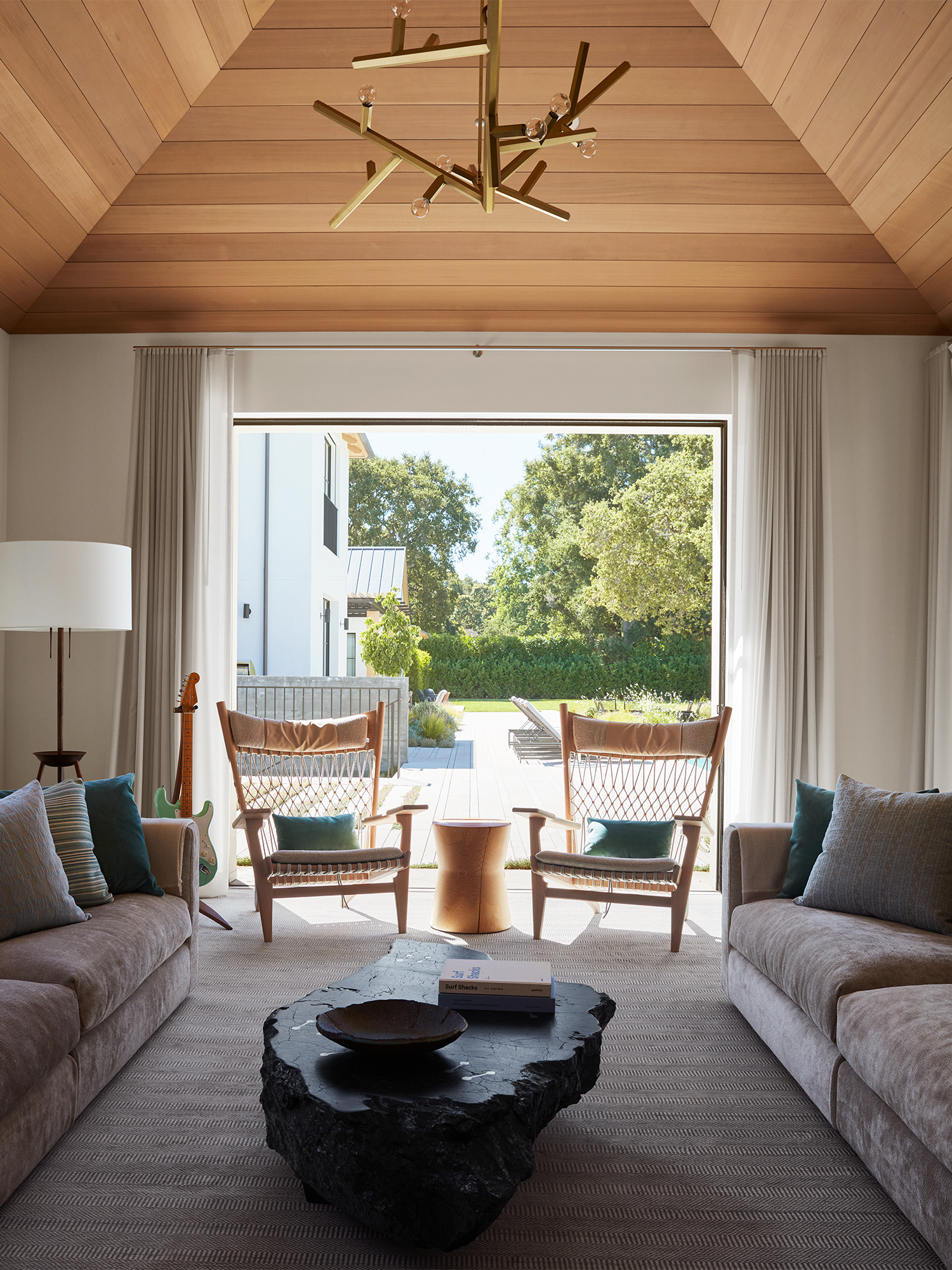 Commune Design Santa Cruz Beach House