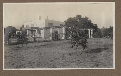 Early image of Paul and Catharine Miltmore Residence. Courtesy of Design & Architecture Museum at the University of California, Santa Barbara