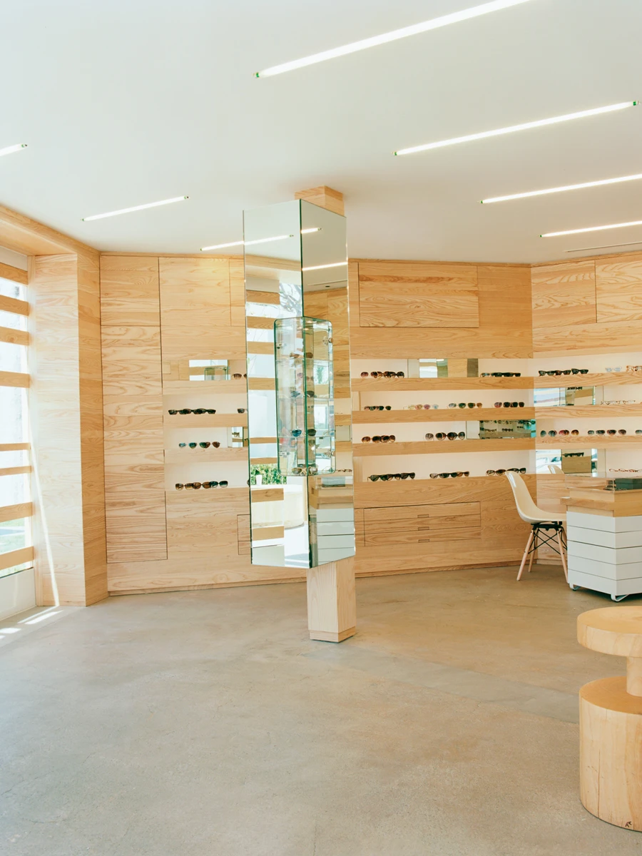 OliverPeoples 2L