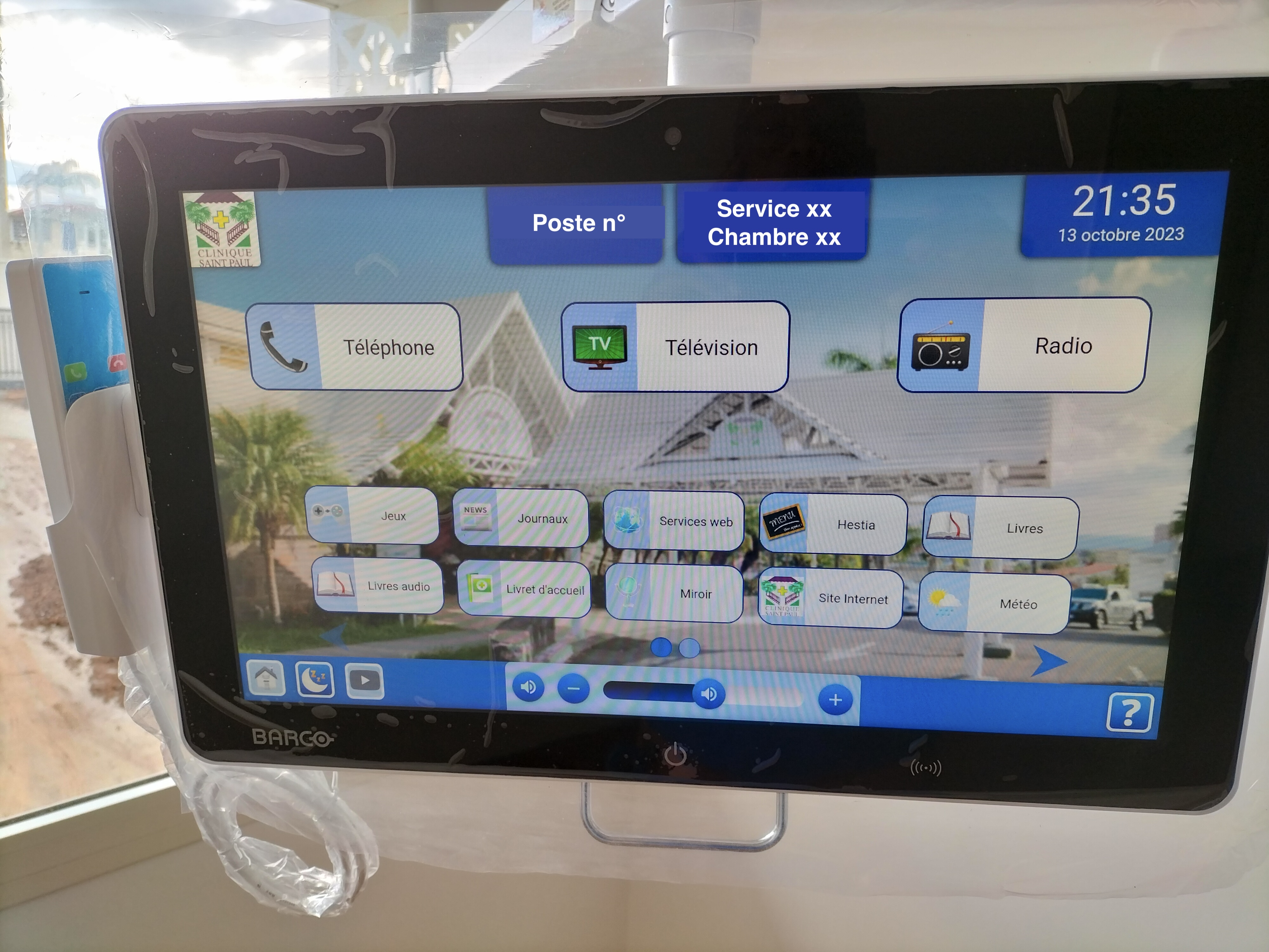 Le triple play au chevet des patients