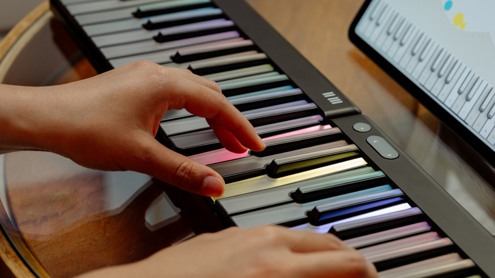 Best Smart Keyboards 2025: PopuMusic vs ROLI — our response