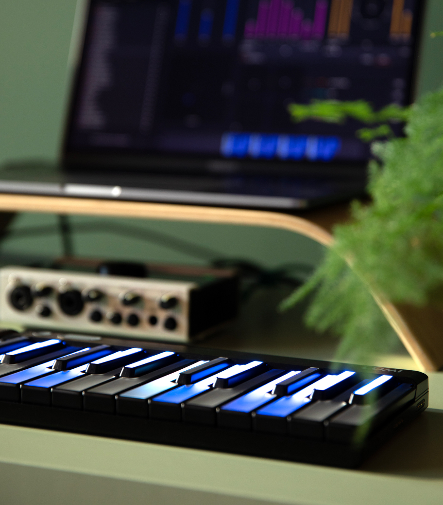 LUMI Keys Studio Edition | ROLILUMI Keys Studio Edition | ROLI  