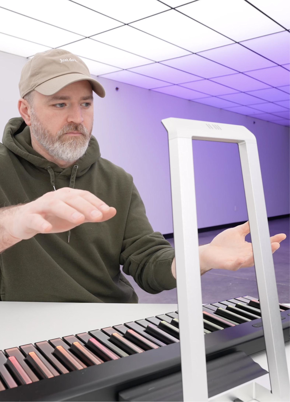 Watch Unbox Therapy get hands-on with Airwave and ROLI Piano