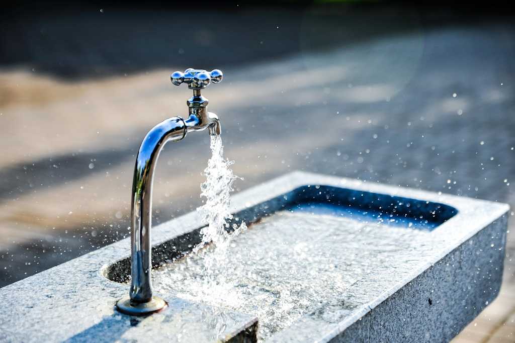 Restrictions d'eau : comment réduire sa consommation facilement ? Restrictions d'eau : comment réduire sa consommation facilement ?
