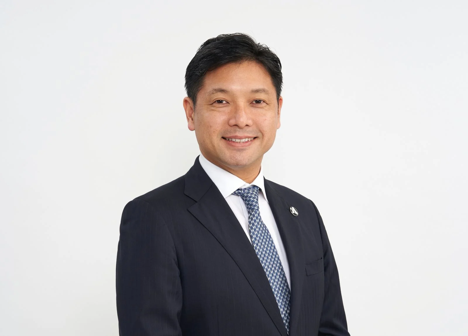 Nobu Okada 2 cropped
