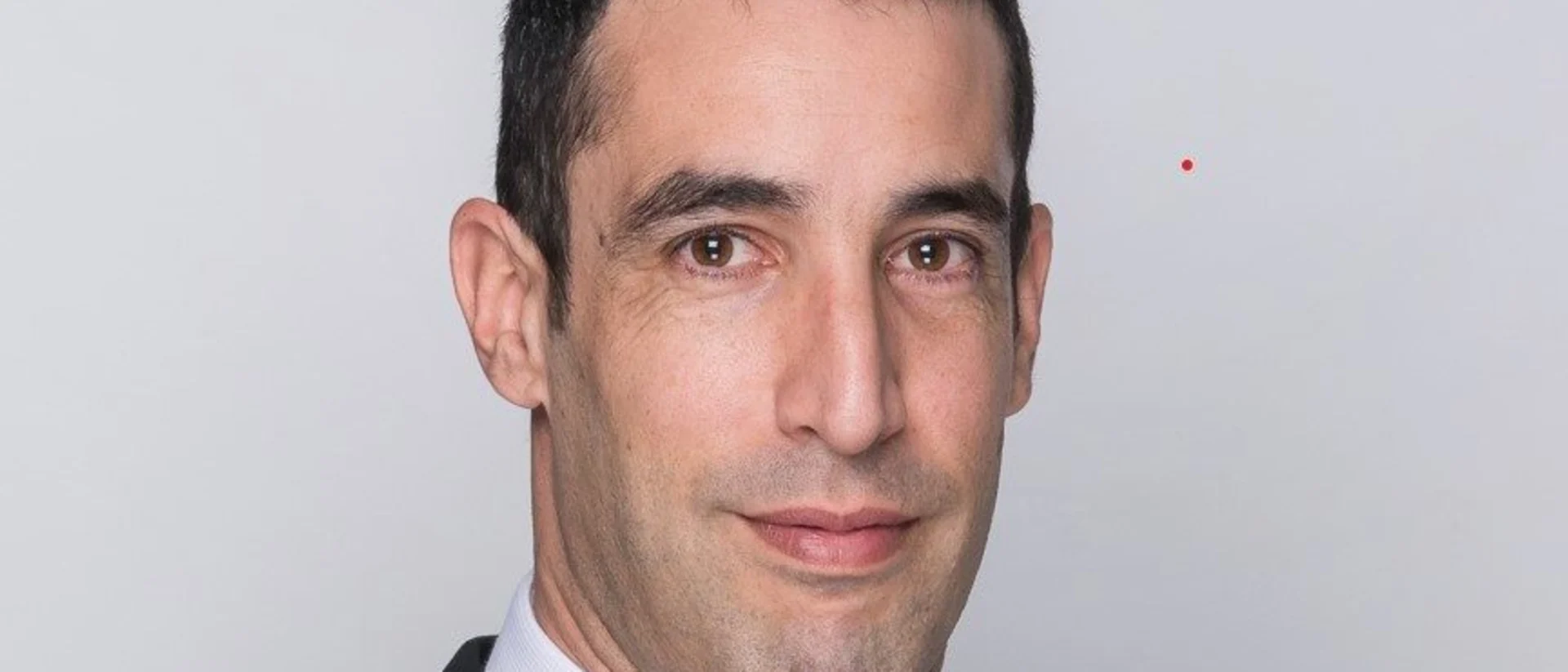 Ofir head shot