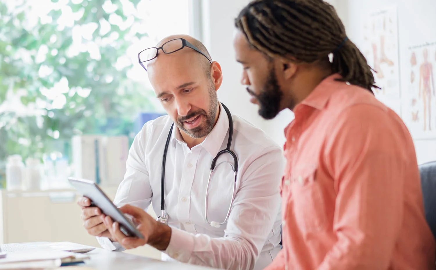 tandem-hero-healthcare-provider-talking-928x500