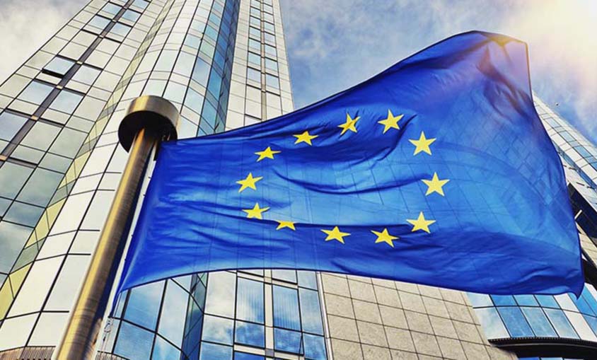 Pendientes de la Comisión Europea para poner fin al desorbitado precio de la factura de la luz