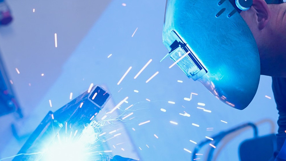 Ensure a healthy and safe working environment