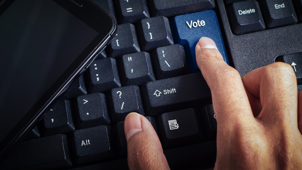 Dampak Perkembangan Teknologi Di Bidang Politik