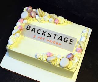 Корпоративний торт для салону краси