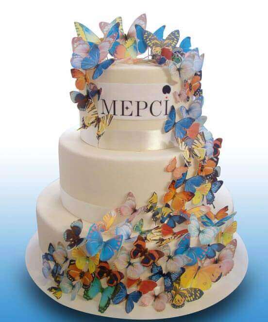 Торт на корпоратив з метеликами 