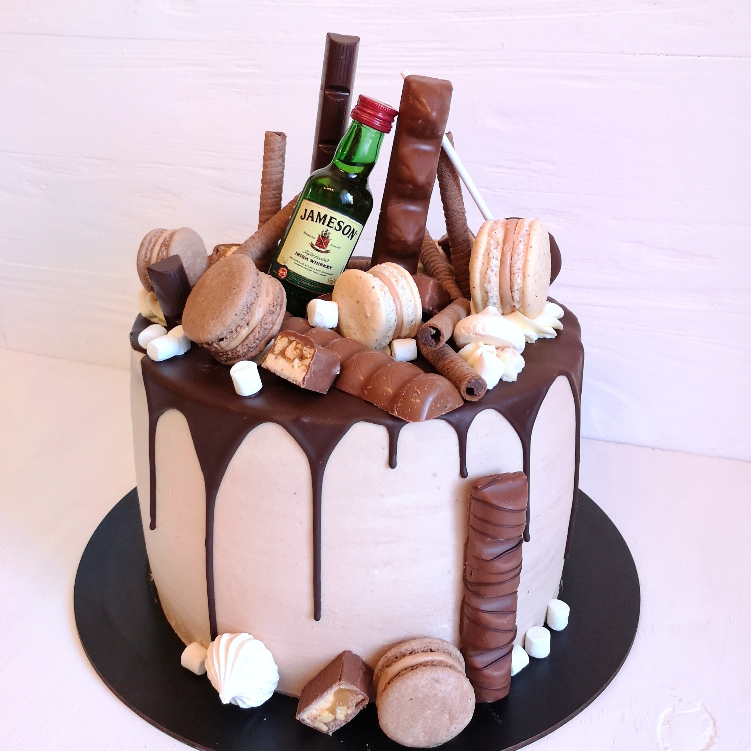 Торт на день народження чоловіка 