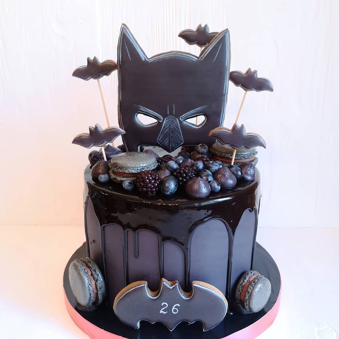 Тематичний торт для чоловіка Торт з супер героями