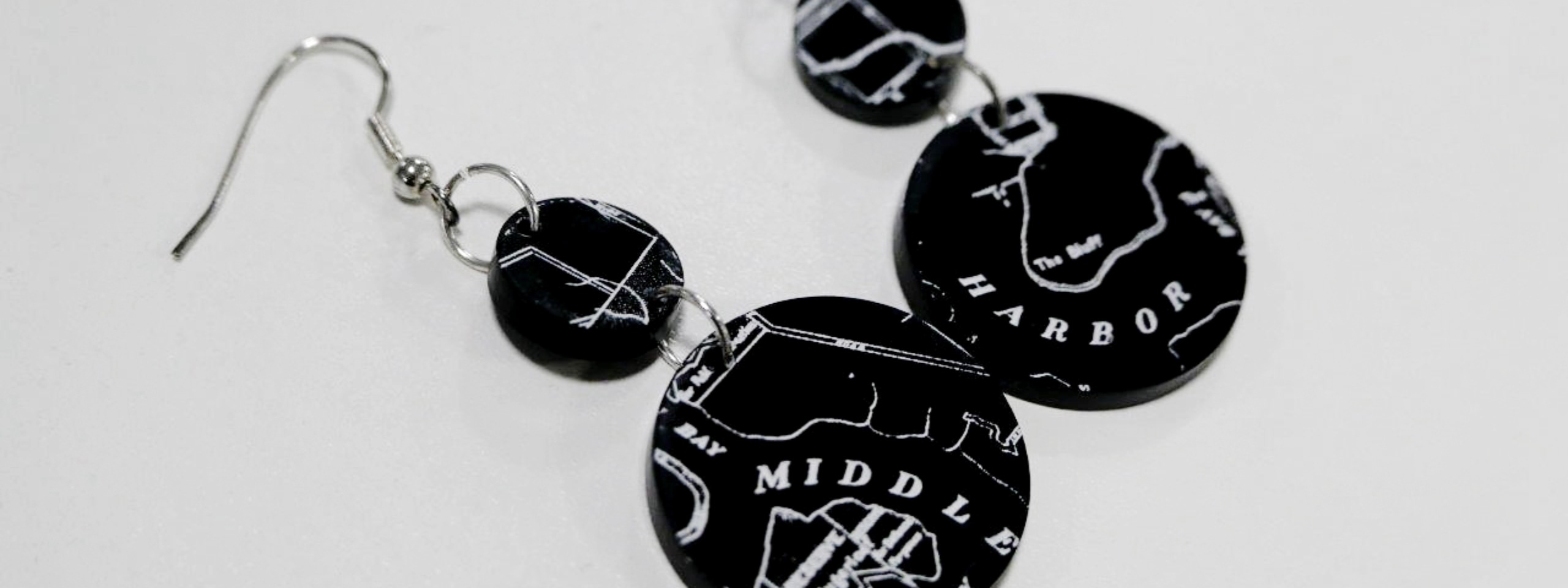 Laser-cut jewellery making