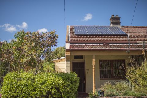 Residential solar. Image: Jessica Lindsay