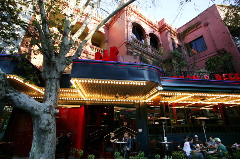 The Bourbon and Beef Steakhouse, 2003. Credit: City of Sydney Archives NSCA CRS 904 / 59766