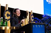 Fiona Campbell receives Committee for Sydney award