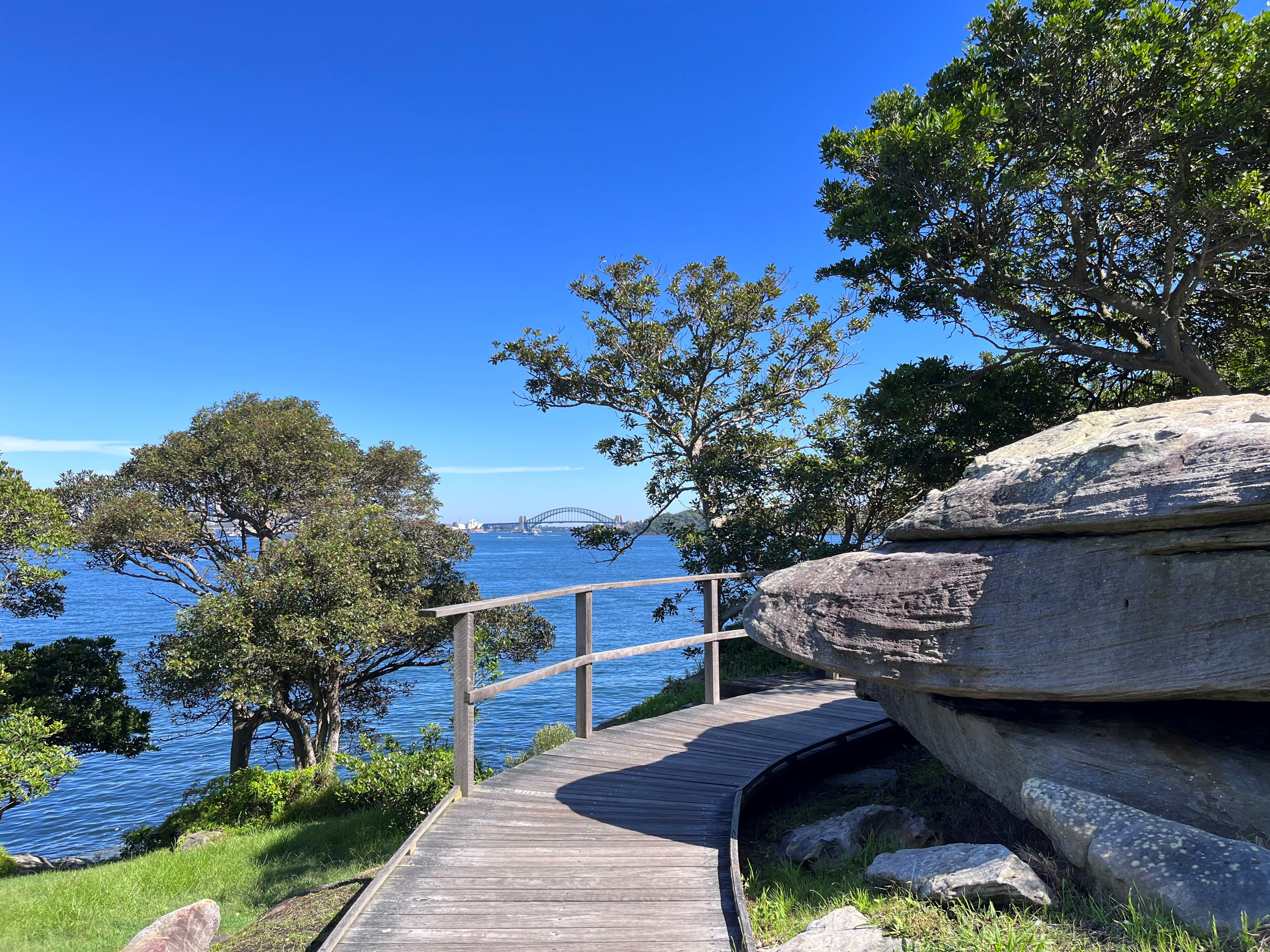 Discover hidden beaches in the eastern suburbs