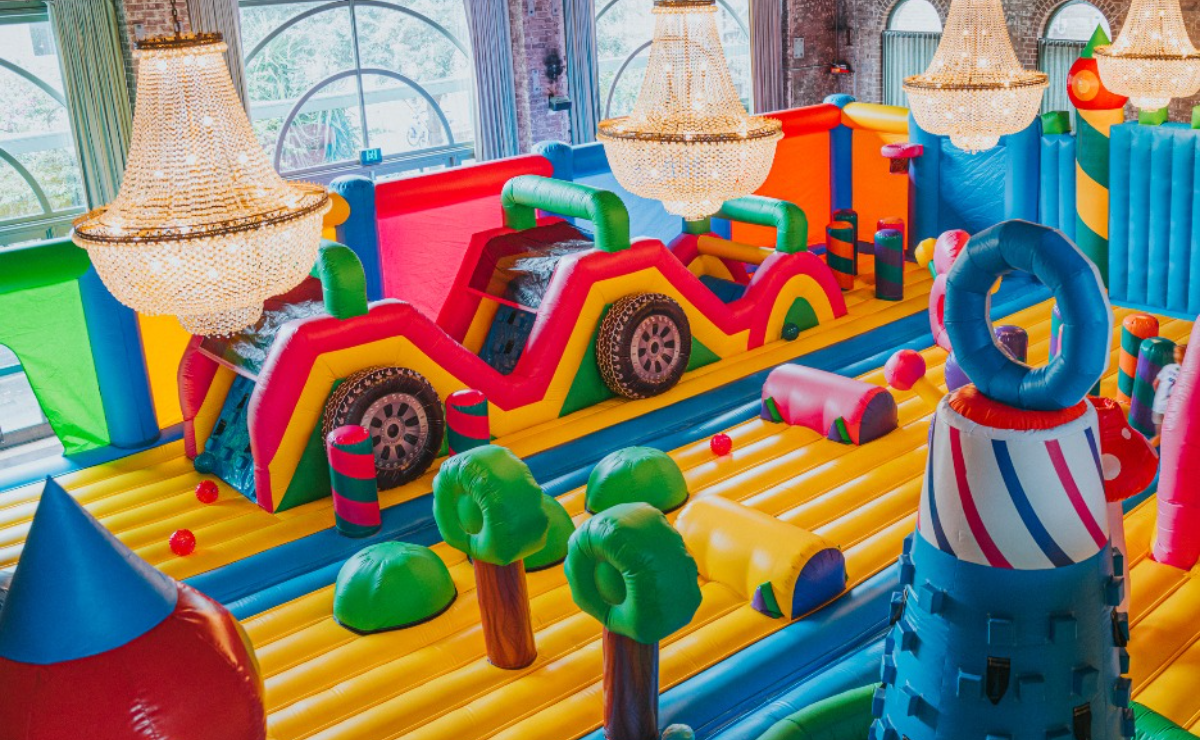 Kids inflatable playground