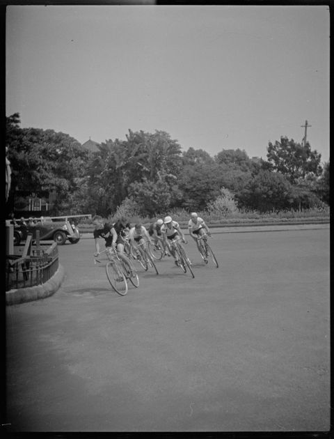 Centennial Park is a haven for Sydney&#39;s bike riders. Back in 1938 it was also the site of a 100km cycling race held as part of the Empire Games, with racers from New Zealand, Wales, South Africa and Australia. Hennie Binneman of South Africa triumphed on the day. Photo: Percy James Bryant / City of Sydney Archives A-01142010