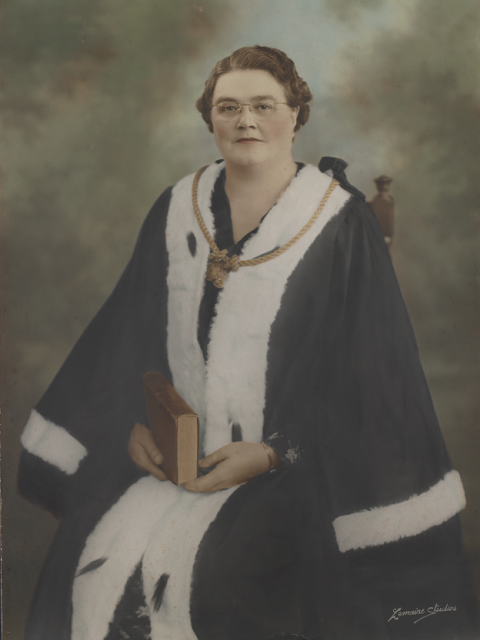 Alderman Lilian Fowler JP Mayor of Newtown c. 1938. Image: State Library Victoria.