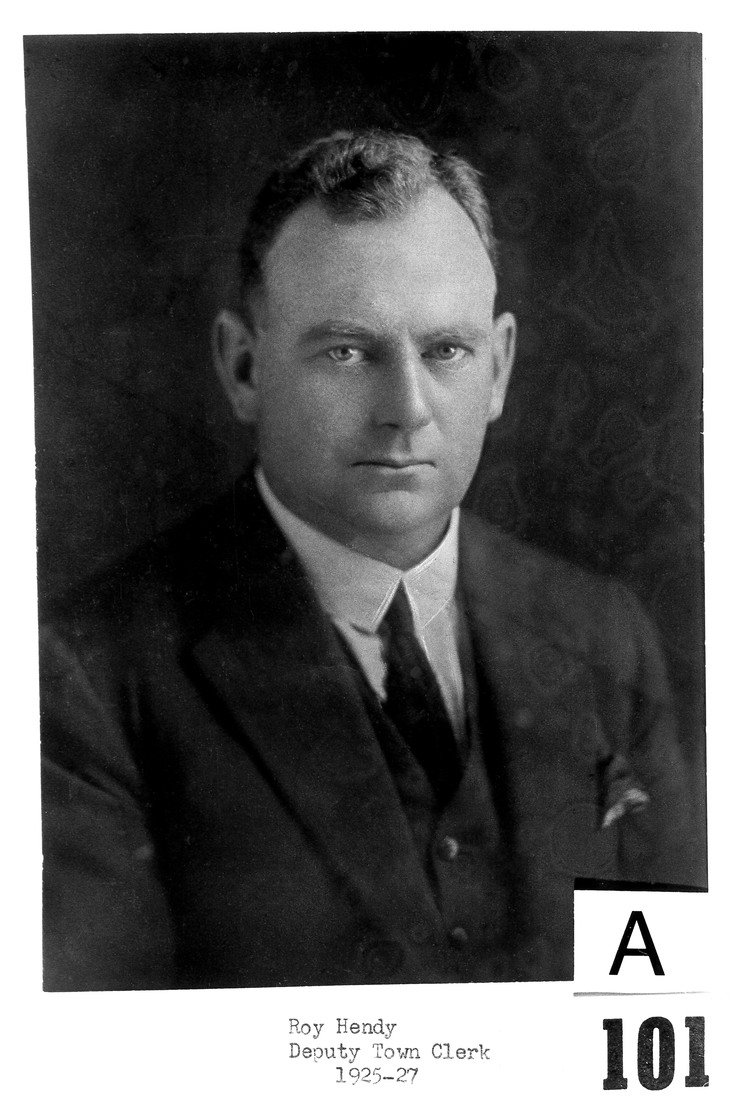 Deputy town clerk Roy Hendy, City of Sydney, 1925 (A-00006371)