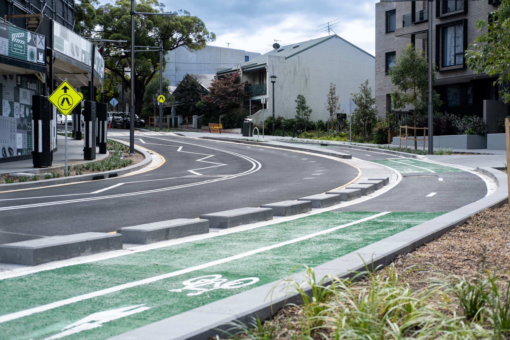 Separated cycleways, like this one in Portman Avenue, Zetland, reduce footpath riding and make riding safer. 