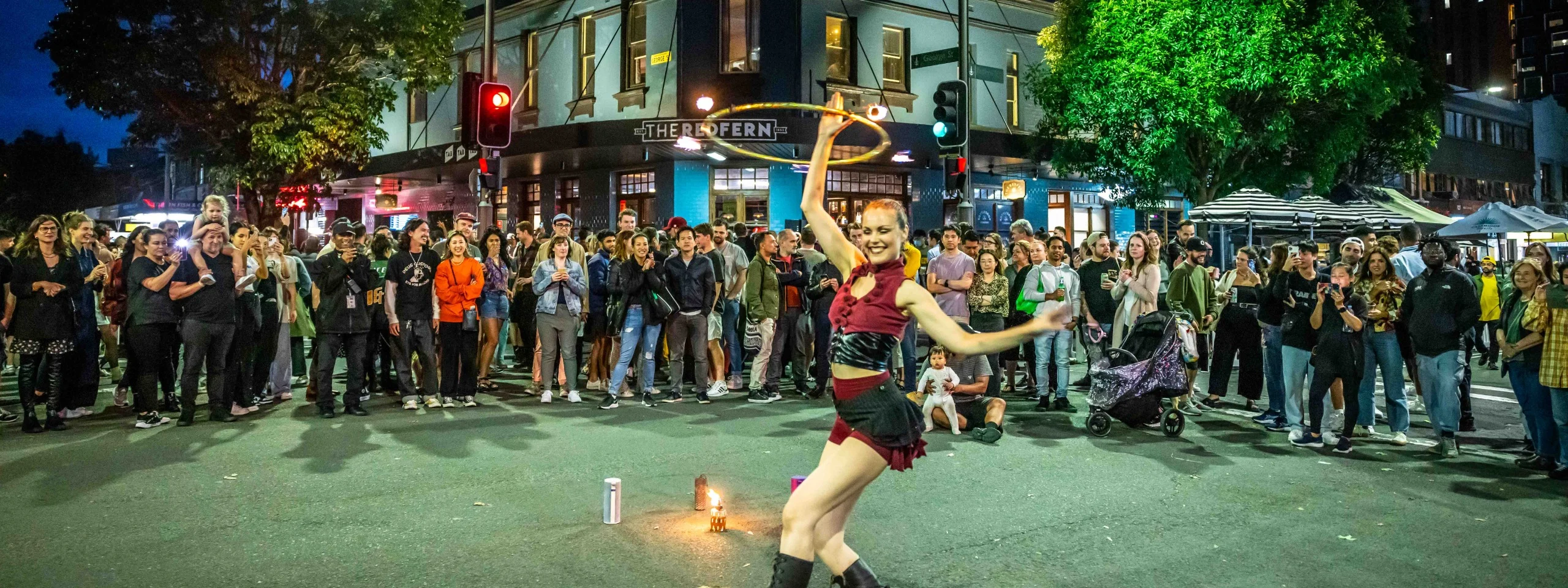 The streets come alive with roving performers at Sydney Streets